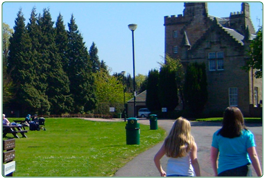 Calderglen Country Park