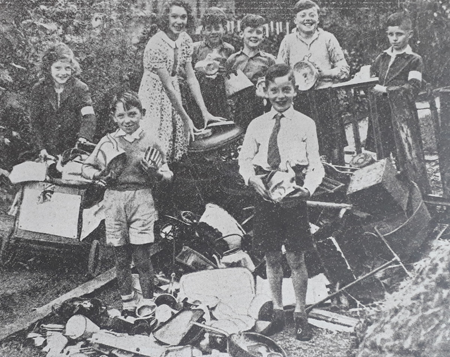 Cheerful youngsters from Russell Street, Burnbank, collecting aluminium and scrap metal (image courtesy of The Hamilton Advertiser, 1940)