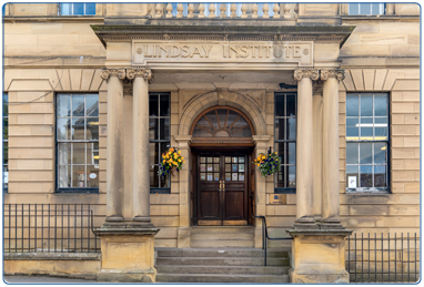 Lanark library, image of front entrance