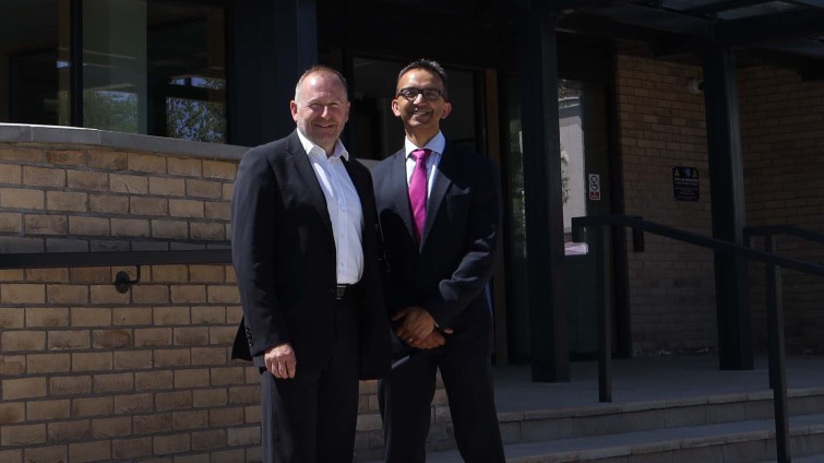 This image shows CEO of Glasgow Science Centre Stephen Breslin with Director of Health and Social Care, Professor Soumen Sengupta
