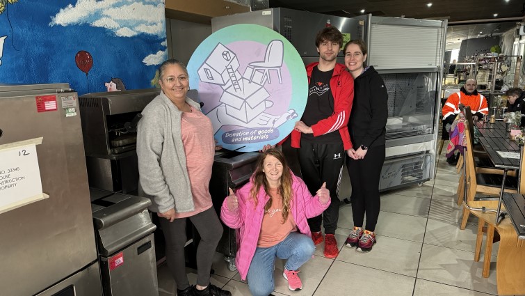 Share Alike community hub given catering equipment following request to the Community Wish List