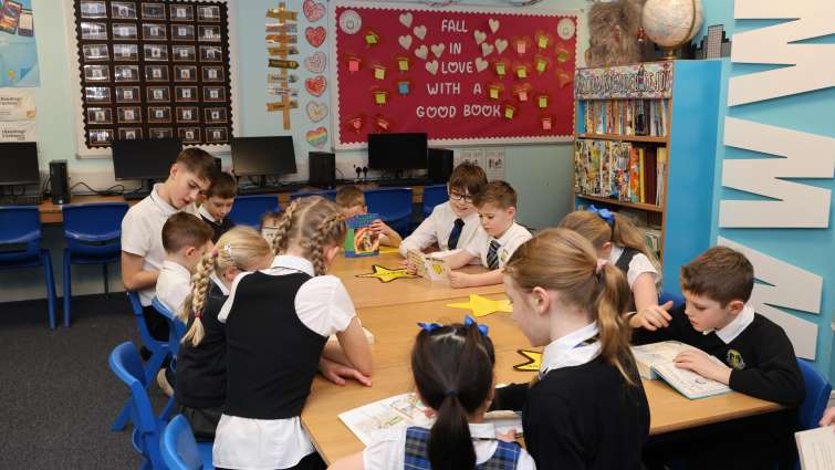 Crawforddyke PS pupils in classroom