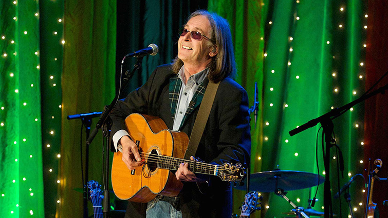 This image shows Dougie MacLean ahead of his gig at Lanark Memorial Hall