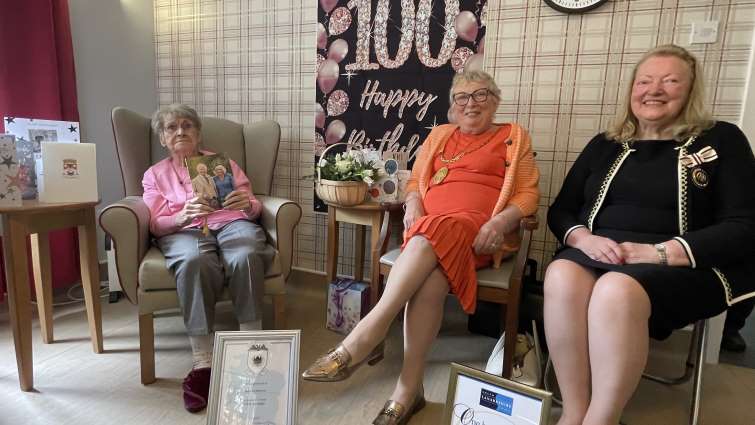 Margaret Harrower with Provost Margaret Cooper and Deputy Lieutenant for Lanarkshire Margaret Morton