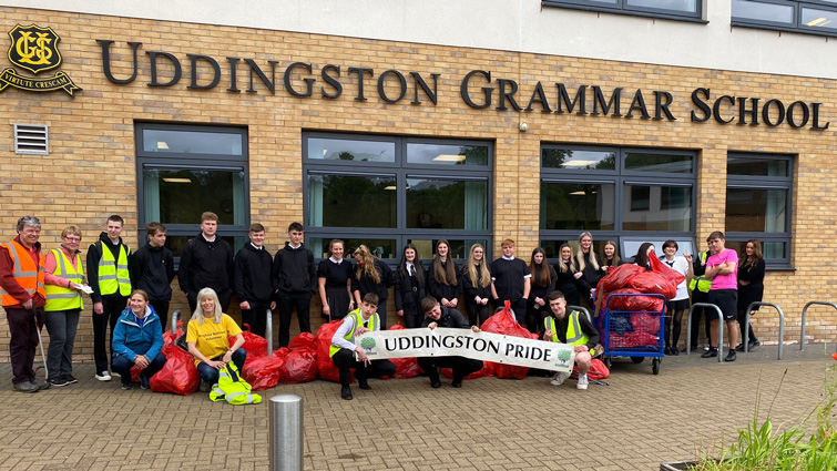 Pupils play their part to take pride in Uddingston